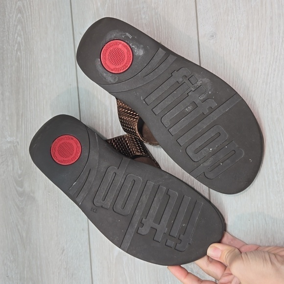 Fitflop Women Lulu T strap Leather Slide Wedge Sandals shoes sz 8 - Picture 11 of 11